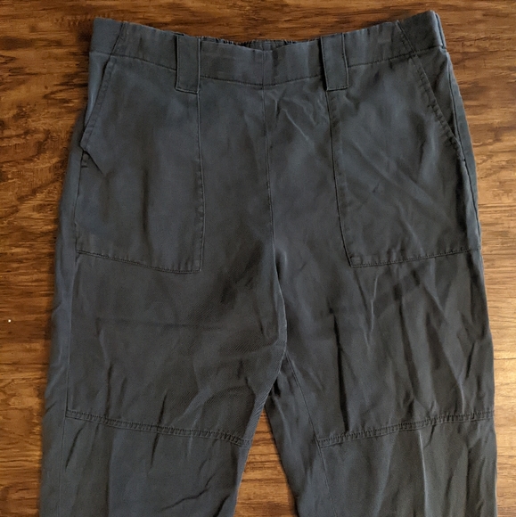 Banana Republic Gray Green Pull on Crop Pants Elastic Stretch Back - Picture 4 of 8